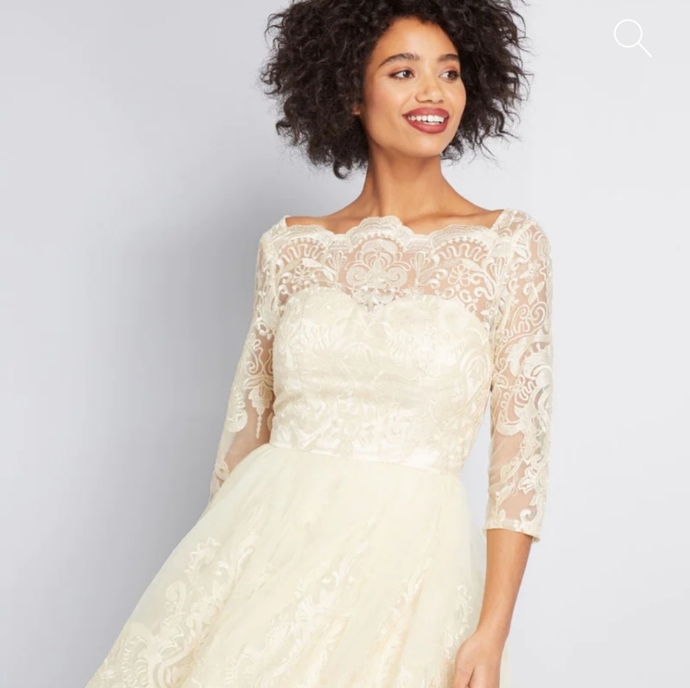 Chi Chi London Wedding Dress-size 20 - NWT